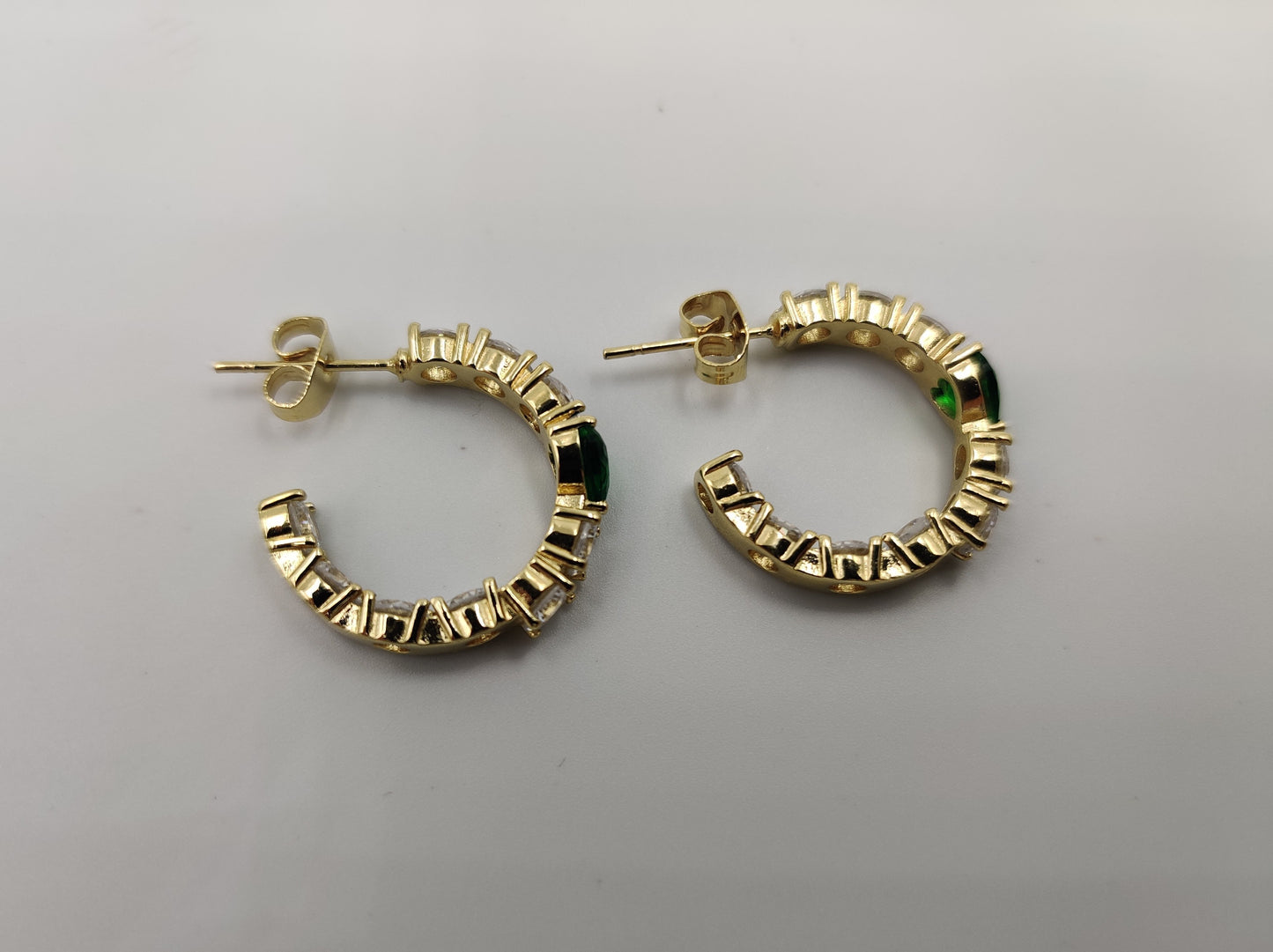 Aretes Arracada con Circonitas